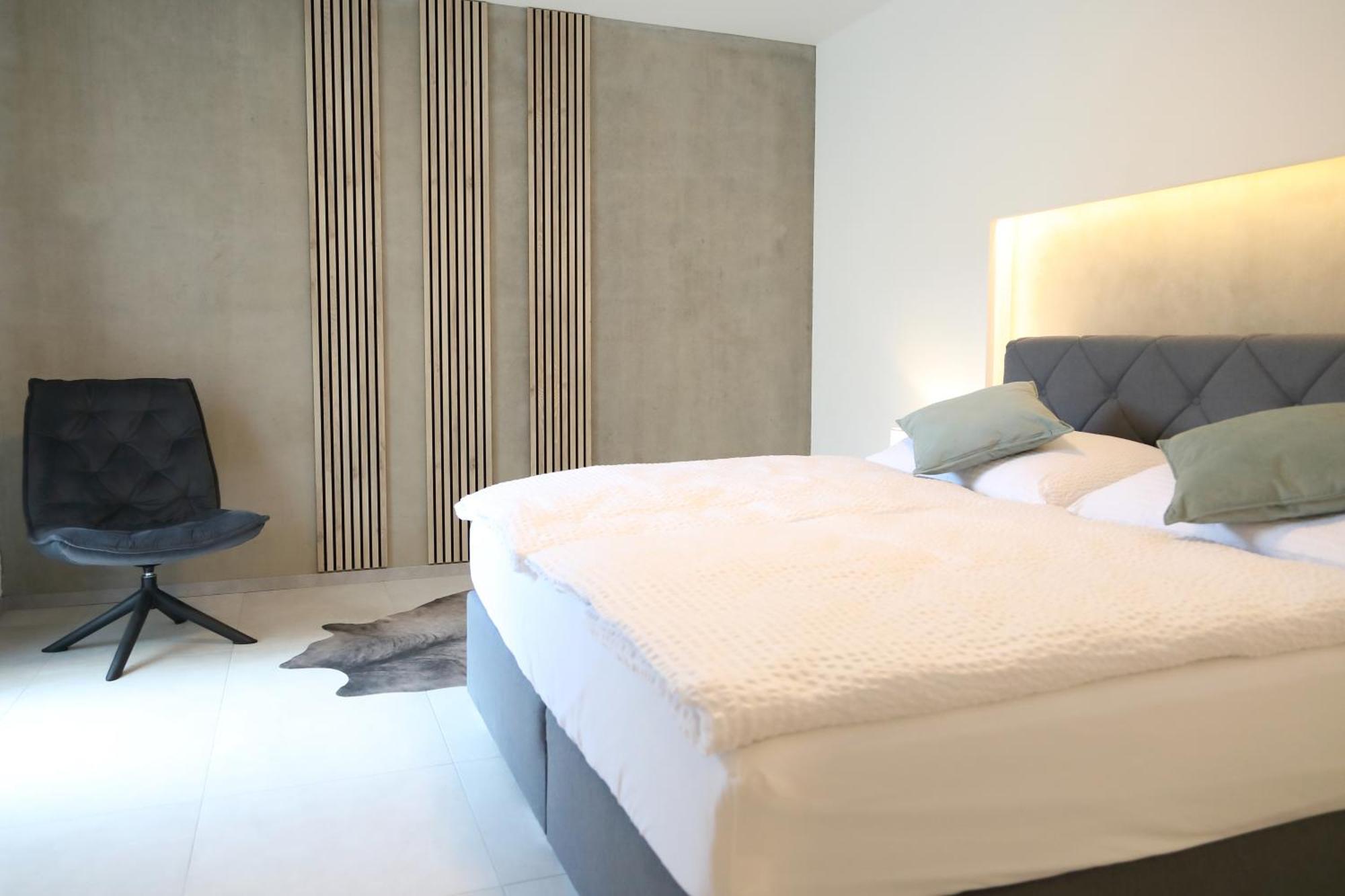 Mv Roemervilla, Lofts & Penthouses Mit Traumhaftem Moselpanoramablick Und Sauna Трейс-Карден Екстериор снимка